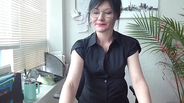 City Kat online show from April 15, 2026, 4:33 pm