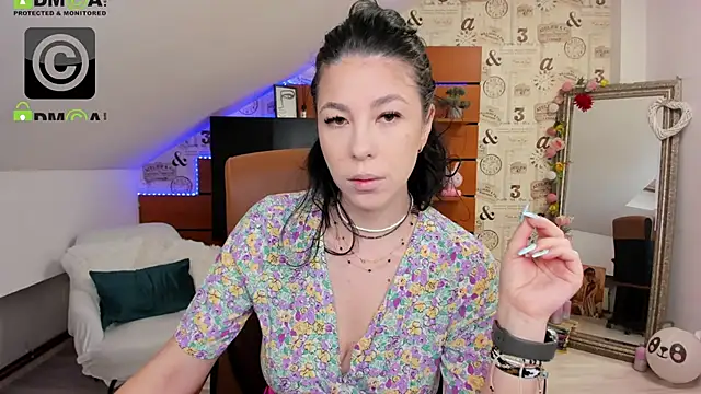 EmillyTaylor online show from April 15, 2026, 3:34 am