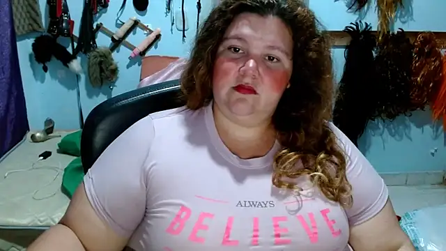 Snapshot of squirt322bbw chatting on September 8, 2025, 7:13 pm squirt322bbw online show from September 8, 2025, 7:13 pm