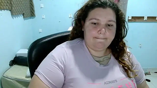 Snapshot of squirt322bbw chatting on October 23, 2025, 7:01 pm squirt322bbw online show from October 23, 2025, 7:01 pm