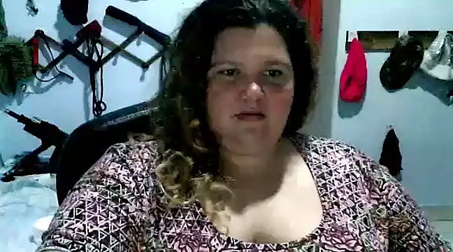 Snapshot of squirt322bbw chatting on March 23, 2025, 2:04 am squirt322bbw online show from March 23, 2025, 2:04 am
