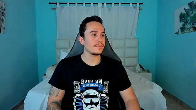 juan  jimenez online show from March 26, 2026, 10:07 pm