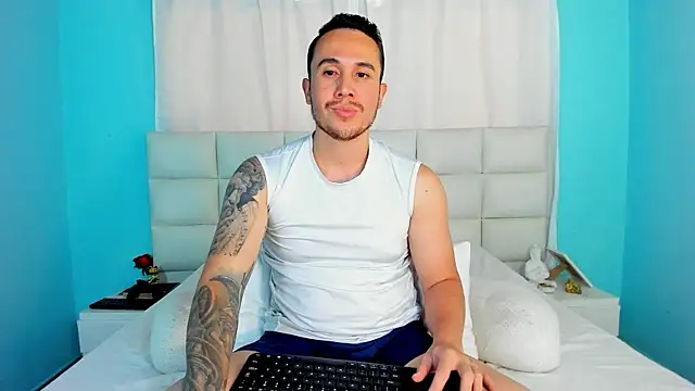 juan  jimenez online show from October 28, 2025, 7:57 pm