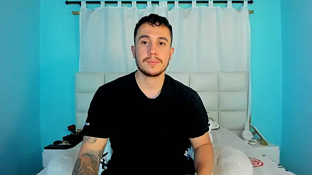 juan  jimenez online show from November 24, 2025, 11:16 pm