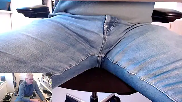 RicRockhard online show from November 24, 2025, 9:31 am