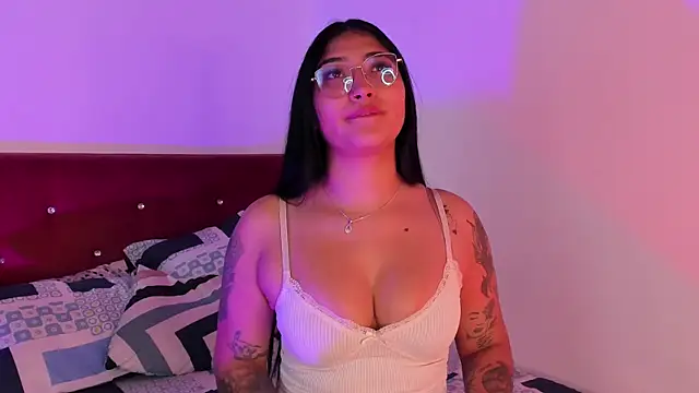 eymy-hadid online show from October 27, 2025, 7:48 pm