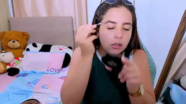  alicia z online show from February 11, 2026, 4:12 am