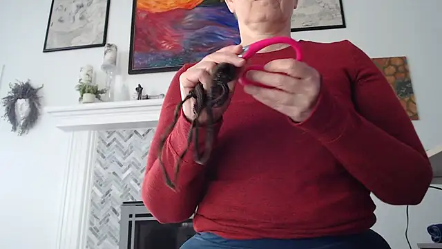 AuroraWillows online show from February 16, 2026, 3:43 pm