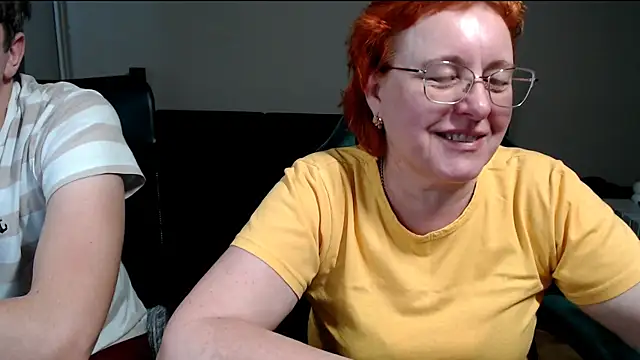 Snapshot of JoannaAndNeighbour chatting on February 9, 2026, 7:28 am JoannaAndNeighbour online show from February 9, 2026, 7:28 am