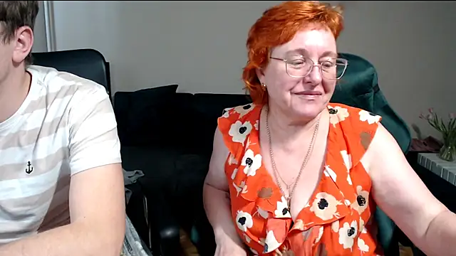 Snapshot of JoannaAndNeighbour chatting on February 15, 2026, 10:14 am JoannaAndNeighbour online show from February 15, 2026, 10:14 am