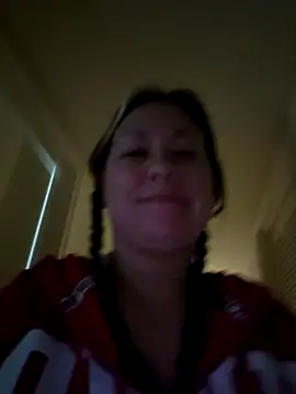 Snapshot of ImpressYouDaily chatting on February 14, 2026, 3:45 pm ImpressYouDaily online show from February 14, 2026, 3:45 pm