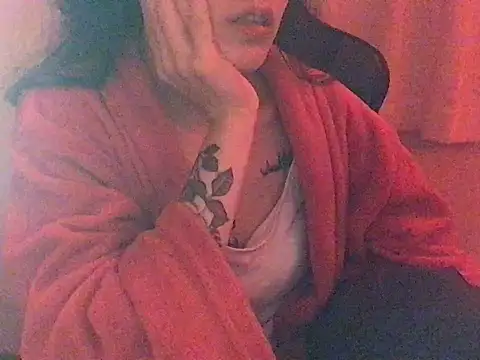 YumieCp online show from March 6, 2025, 9:58 am