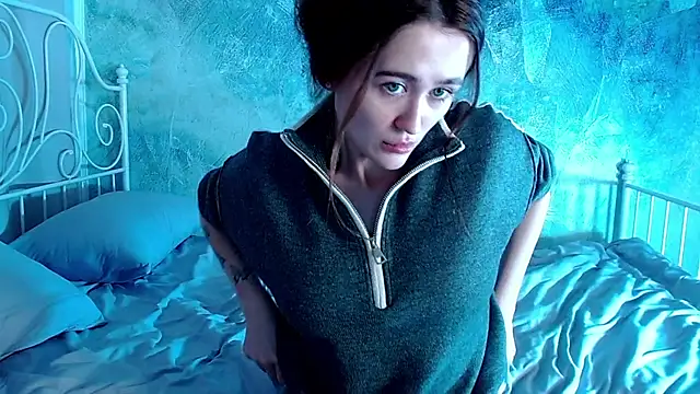 Snapshot of millllina chatting on November 30, 2025, 12:28 pm millllina online show from November 30, 2025, 12:28 pm