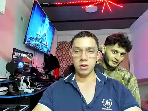 Snapshot of davinalhot chatting on April 13, 2026, 3:32 am davinalhot online show from April 13, 2026, 3:32 am