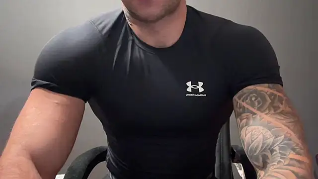 Snapshot of Mr_YourGod chatting on December 1, 2025, 4:46 am Mr YourGod online show from December 1, 2025, 4:46 am