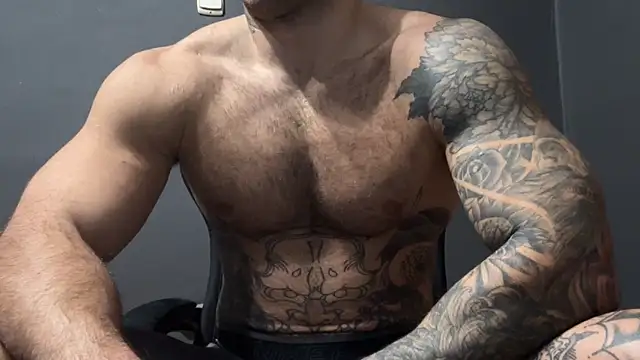 Snapshot of Mr_YourGod chatting on November 23, 2025, 7:07 am Mr YourGod online show from November 23, 2025, 7:07 am