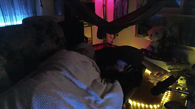 Snapshot of SpicyJoint chatting on March 22, 2025, 1:11 am SpicyJoint online show from March 22, 2025, 1:11 am