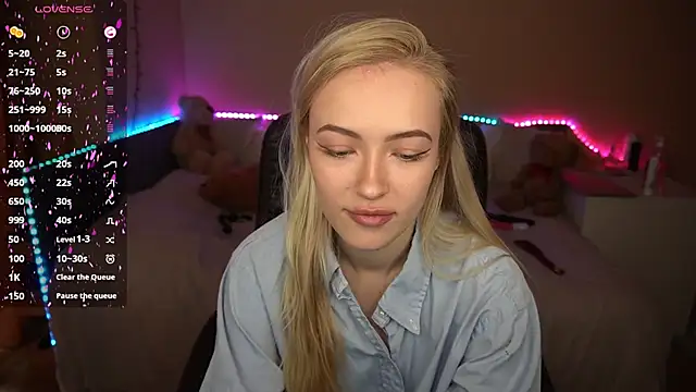 AmandaFiree online show from November 26, 2025, 7:08 am