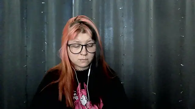 t0riayun0 online show from February 13, 2026, 9:09 am