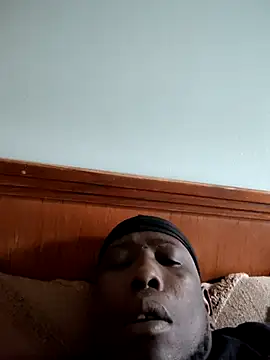 Snapshot of Blackthunder79 chatting on February 16, 2025, 9:05 pm Blackthunder79 online show from February 16, 2025, 9:05 pm