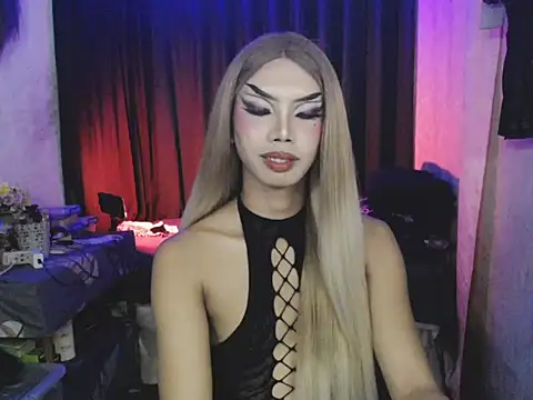 MirabelleNotch online show from April 15, 2026, 11:05 am