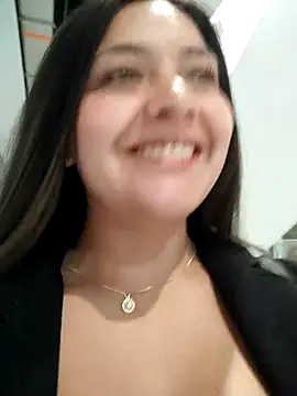 alana 69 online show from November 12, 2025, 9:40 pm