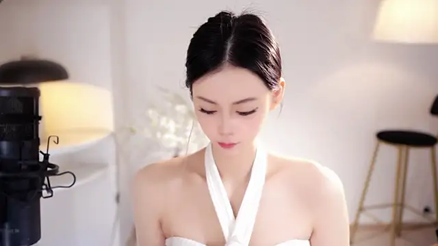 Ocean--Lili online show from January 8, 2026, 1:28 pm