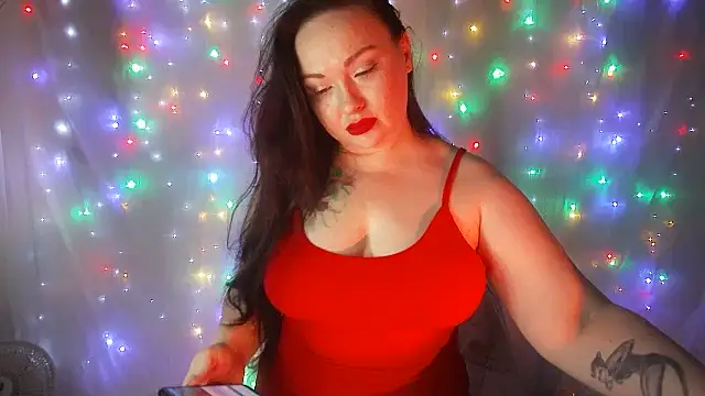 Snapshot of Victoria_Marks chatting on June 24, 2026, 4:38 pm Victoria Marks online show from June 24, 2026, 4:38 pm