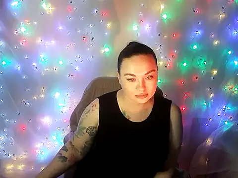 Snapshot of Victoria_Marks chatting on June 27, 2026, 10:27 pm Victoria Marks online show from June 27, 2026, 10:27 pm