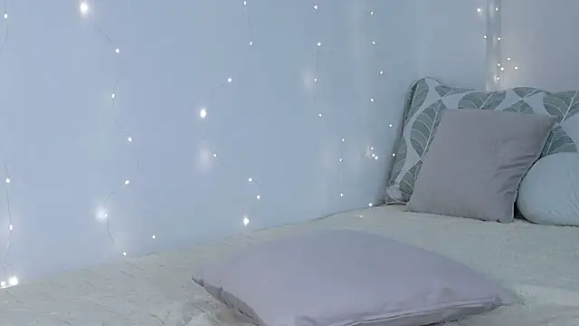 AnnJey online show from November 1, 2025, 5:14 am