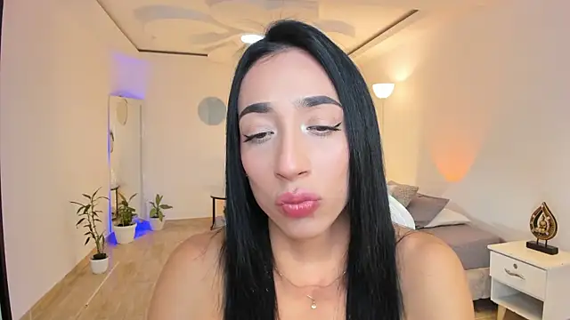 Snapshot of carleee_winter chatting on June 15, 2026, 11:26 pm carleee winter online show from June 15, 2026, 11:26 pm