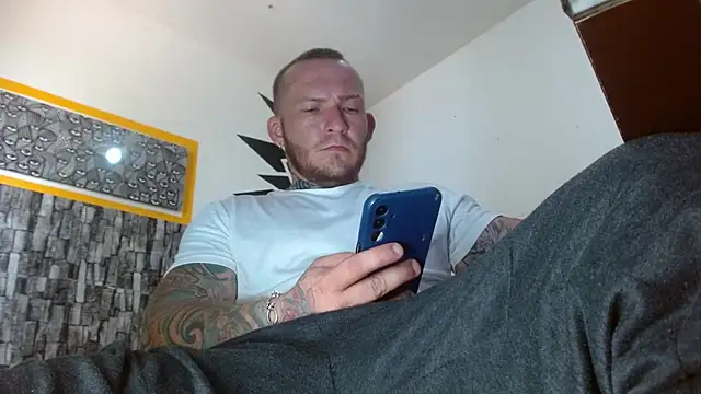 Snapshot of stripnolimits chatting on October 23, 2025, 4:38 pm stripnolimits online show from October 23, 2025, 4:38 pm