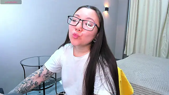 gentle muse online show from February 3, 2026, 12:21 am