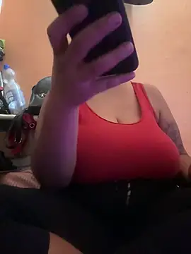 Madsion23 online show from December 26, 2024, 9:58 pm