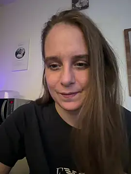 LadyChantale online show from April 11, 2026, 7:45 am