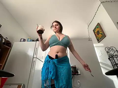 Snapshot of Snowbunnycake_131 chatting on October 28, 2025, 8:08 pm Snowbunnycake 131 online show from October 28, 2025, 8:08 pm