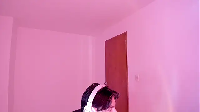 Snapshot of Giordano_Russo chatting on November 8, 2025, 8:12 pm Giordano Russo online show from November 8, 2025, 8:12 pm