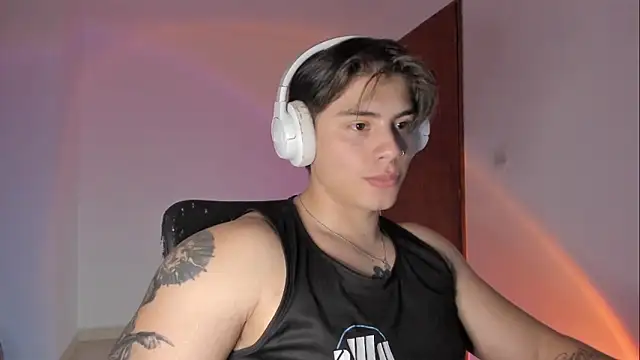 Giordano Russo online show from March 5, 2026, 11:54 pm