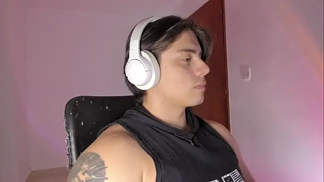 Giordano Russo online show from April 6, 2026, 1:01 am