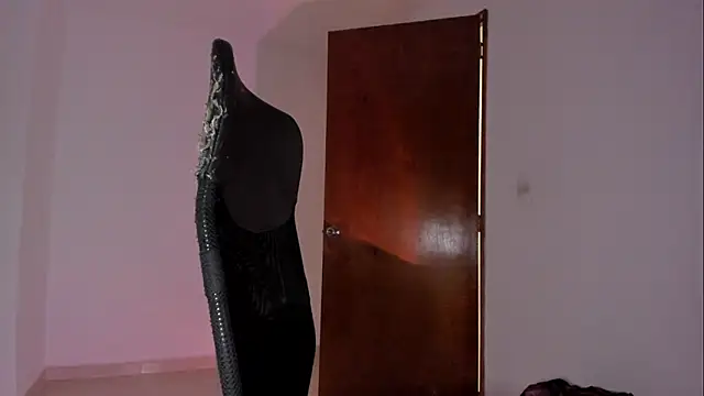 Snapshot of Giordano_Russo chatting on February 21, 2026, 12:01 am Giordano Russo online show from February 21, 2026, 12:01 am