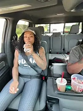 Snapshot of HaloRodeoLover2 chatting on March 26, 2026, 6:28 pm HaloRodeoLover2 online show from March 26, 2026, 6:28 pm