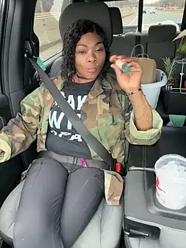 Snapshot of HaloRodeoLover2 chatting on March 6, 2026, 9:10 pm HaloRodeoLover2 online show from March 6, 2026, 9:10 pm