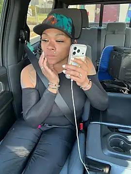 Snapshot of HaloRodeoLover2 chatting on March 18, 2026, 2:52 pm HaloRodeoLover2 online show from March 18, 2026, 2:52 pm