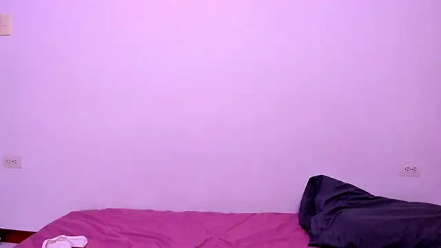Snapshot of _Lunnaa_ chatting on July 13, 2026, 3:39 am Lunnaa online show from July 13, 2026, 3:39 am