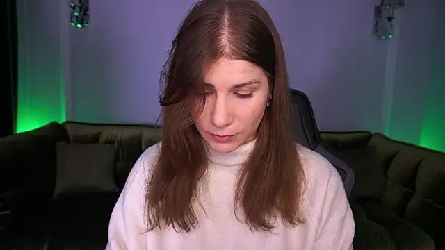 Snapshot of CassandraGood chatting on November 28, 2025, 7:30 am CassandraGood online show from November 28, 2025, 7:30 am