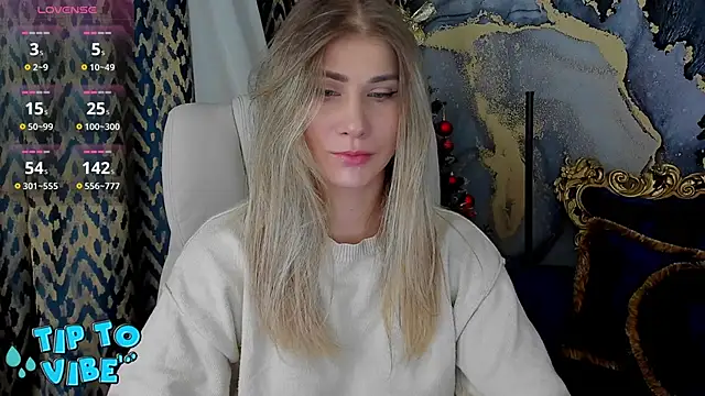 Snapshot of CassandraGood chatting on January 17, 2025, 11:51 pm CassandraGood online show from January 17, 2025, 11:51 pm