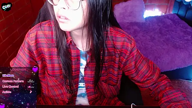 MidoriQuiinn online show from March 20, 2026, 2:51 pm