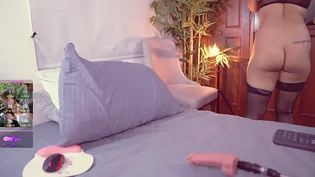 Snapshot of Lucy_fit chatting on October 22, 2025, 11:09 am Lucy fit online show from October 22, 2025, 11:09 am