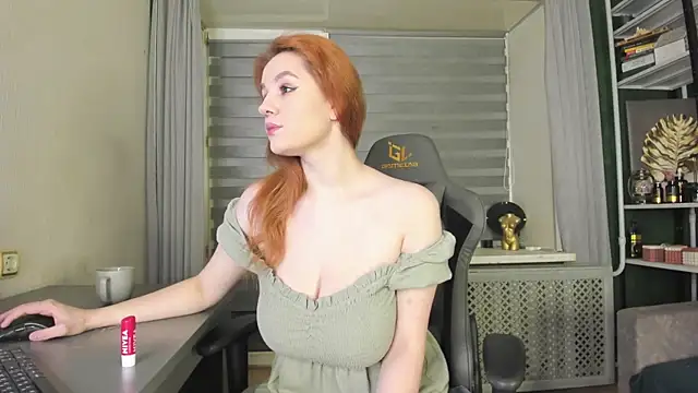 Snapshot of -Aariella- chatting on October 25, 2025, 3:56 pm -Aariella- online show from October 25, 2025, 3:56 pm