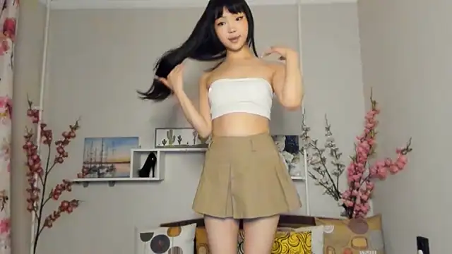 Stripchatlady online show from October 22, 2025, 12:15 pm